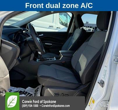 Oxford White 2019 Ford Escape SE