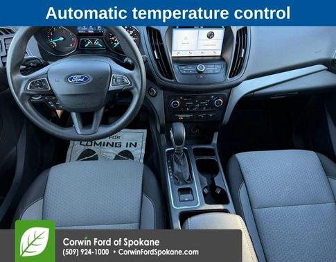 Oxford White 2019 Ford Escape SE