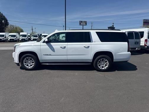 2020 GMC Yukon XL SLT