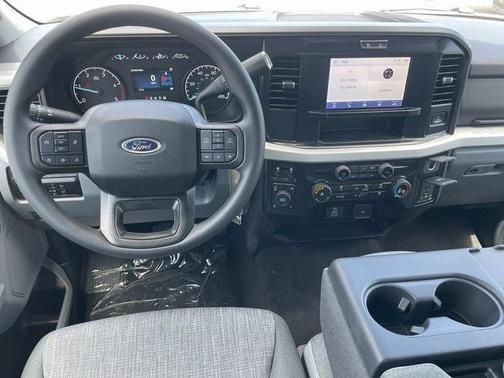 2025 Ford F-350 XLT