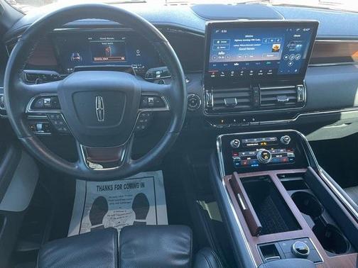 2023 Lincoln Navigator L Reserve