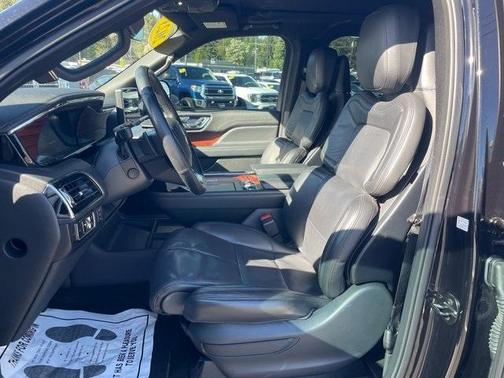 2023 Lincoln Navigator L Reserve