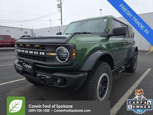 Eruption Green Metallic 2022 Ford Bronco Black Diamond