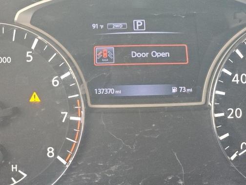 2017 Nissan Pathfinder SV