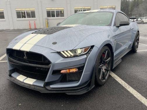 2022 Ford Shelby GT500 Base