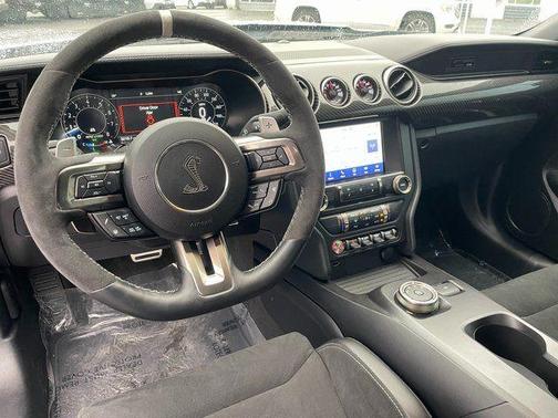 2022 Ford Shelby GT500 Base