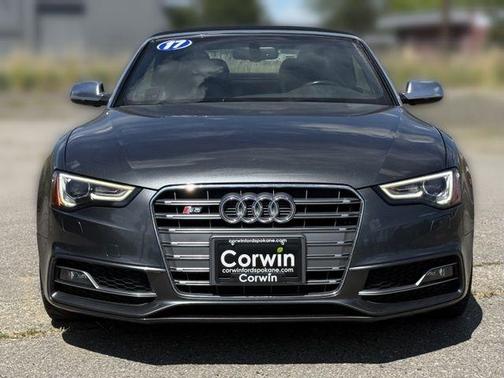 Daytona Gray Pearl Effect w/ Black Roof 2017 Audi S5 3.0T quattro
