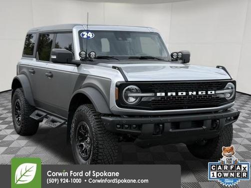 Iconic Silver Metallic 2024 Ford Bronco Wildtrak