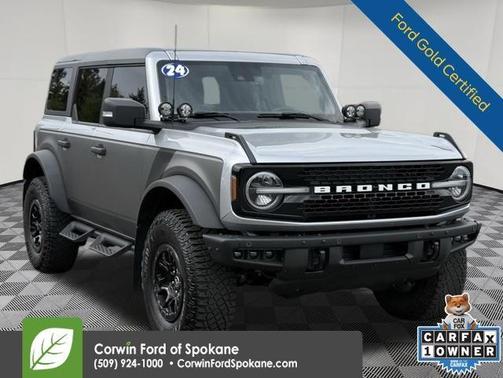 Iconic Silver Metallic 2024 Ford Bronco Wildtrak