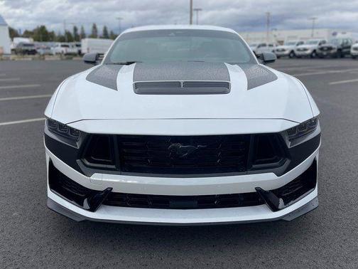 2024 Ford Mustang Dark Horse