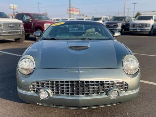 2004 Ford Thunderbird 
