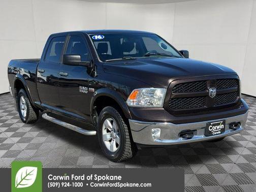 2016 RAM 1500 SLT