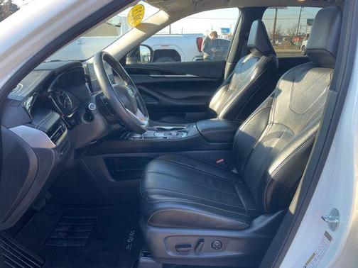 2023 INFINITI QX60 Pure