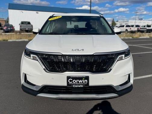 2024 Kia Carnival EX