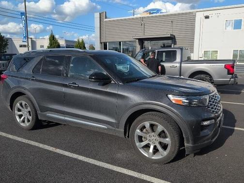 2020 Ford Explorer Platinum