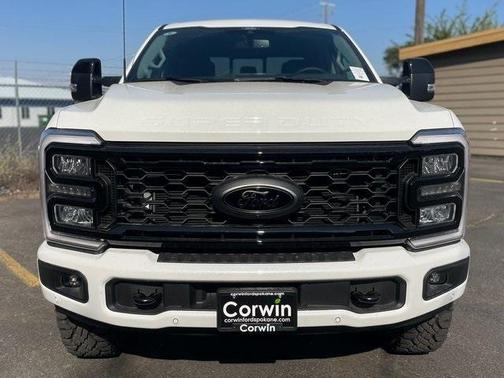 2025 Ford F-350 Lariat Super Duty