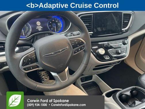 2024 Chrysler Pacifica Touring-L