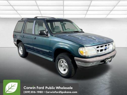 Green 1996 Ford Explorer XLT