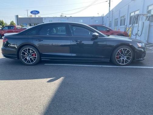 2020 Audi S8 4.0T quattro