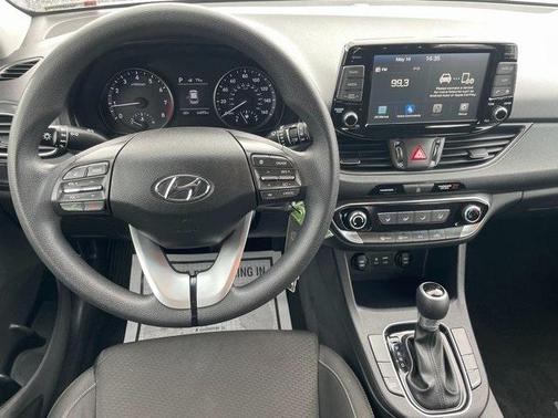 2018 Hyundai Elantra GT Base