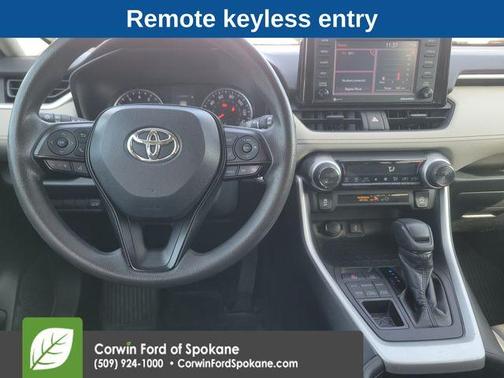 2020 Toyota RAV4 XLE