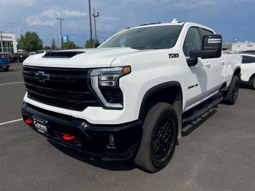 2025 Chevrolet Silverado 3500 LTZ