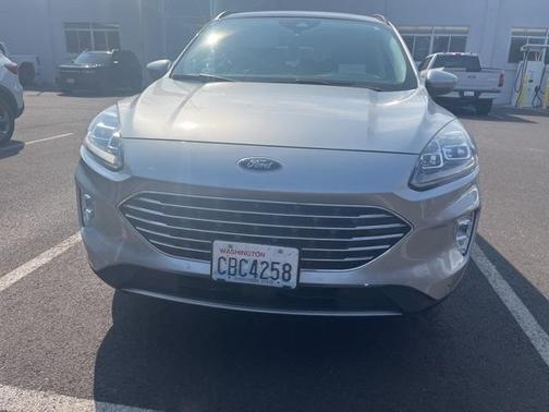2021 Ford Escape Titanium Hybrid