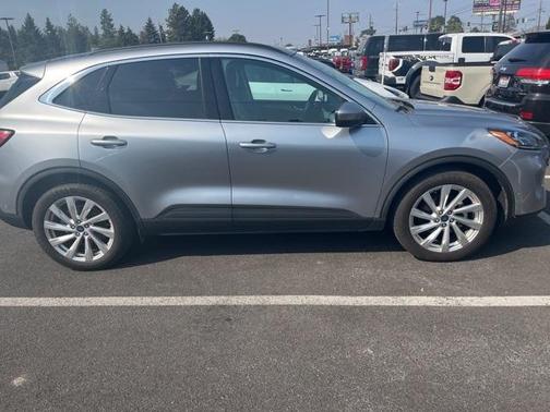 2021 Ford Escape Titanium Hybrid