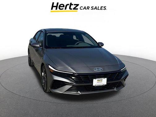 2025 Hyundai ELANTRA SEL