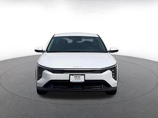 Snow White Pearl 2025 Kia K4 LXS