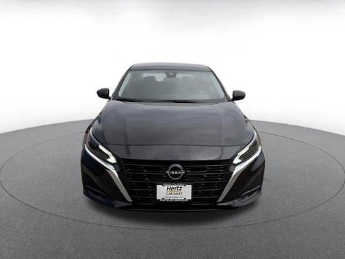 Super Black 2025 Nissan Altima SV FWD