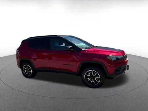 Red Hot Pearlcoat 2025 Jeep Compass Trailhawk