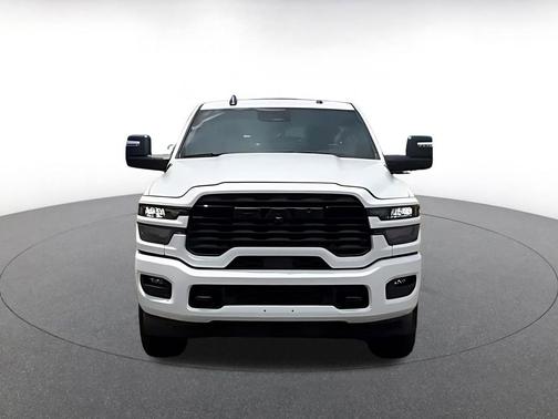 Bright White Clearcoat 2025 RAM 2500 Big Horn Crew Cab 4x4 6'4' Box