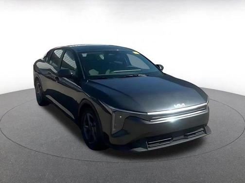 Interstellar Gray 2025 Kia K4 LXS