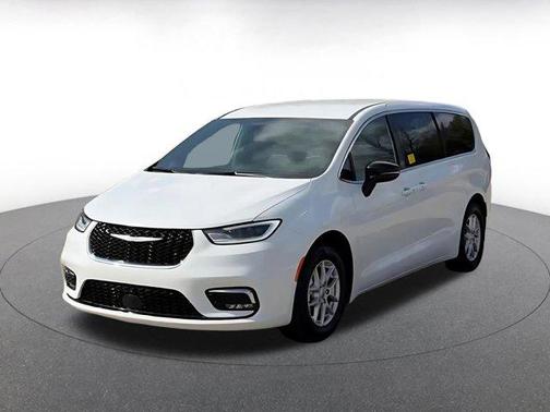 Bright White Clearcoat 2025 Chrysler Pacifica L