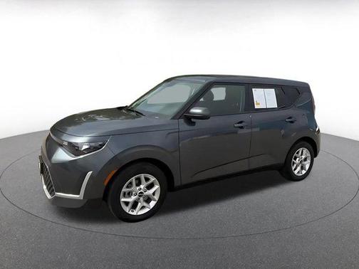 Gravity Gray 2025 Kia Soul LX