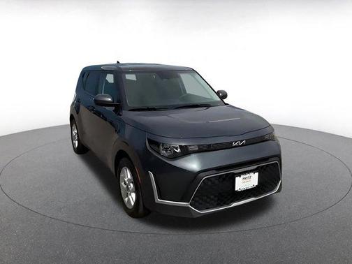 Gravity Gray 2025 Kia Soul LX