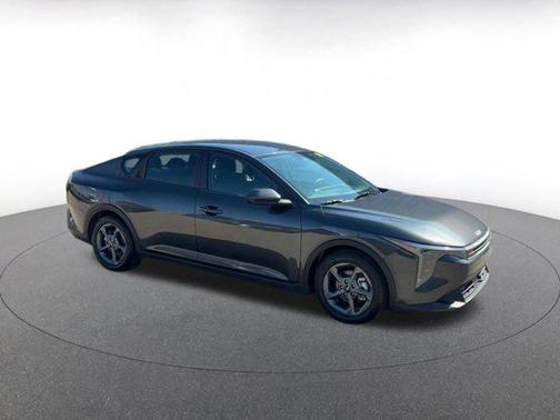 Interstellar Gray 2025 Kia K4 LXS