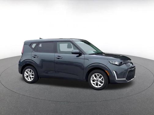 Gravity Gray 2025 Kia Soul LX