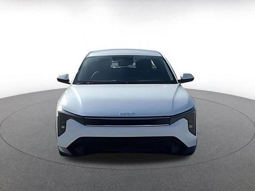 Snow White Pearl 2025 Kia K4 LXS