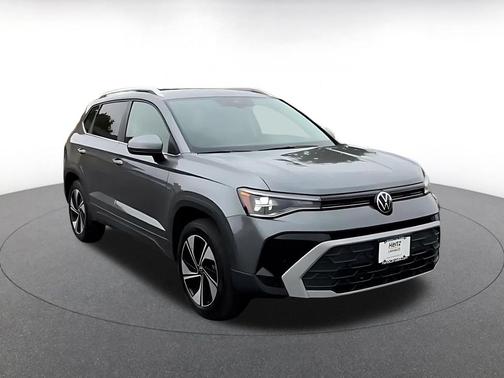 Gray 2026 Volkswagen Taos SE