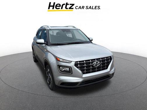 Shimmering Silver 2025 Hyundai VENUE SEL