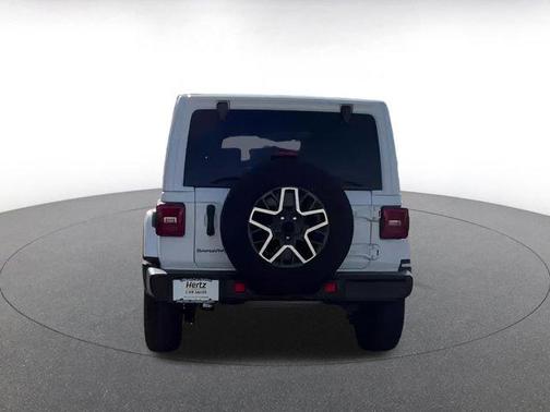 2025 Jeep Wrangler 4-Door Sahara 4x4