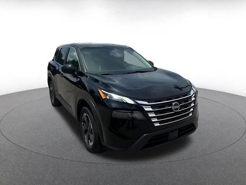 Super Black 2025 Nissan Rogue SV