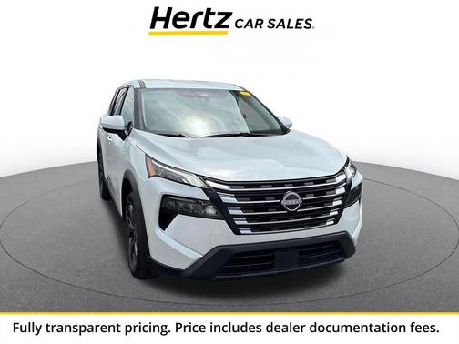 Everest White Pearl 2025 Nissan Rogue SV