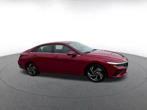 Ultimate Red 2025 Hyundai ELANTRA SEL