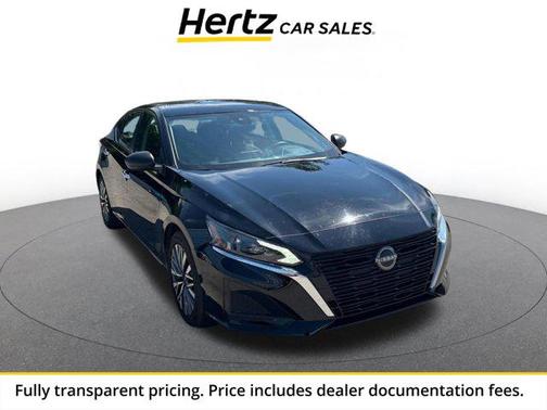 Super Black 2025 Nissan Altima SV FWD