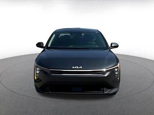 Interstellar Gray 2025 Kia K4 LXS