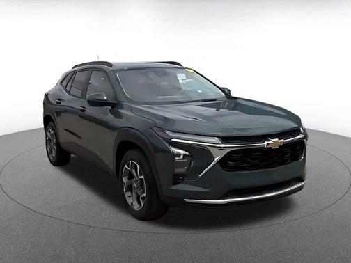 Cypress Gray 2025 Chevrolet Trax LT