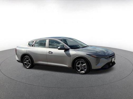 Steel Gray 2025 Kia K4 LXS